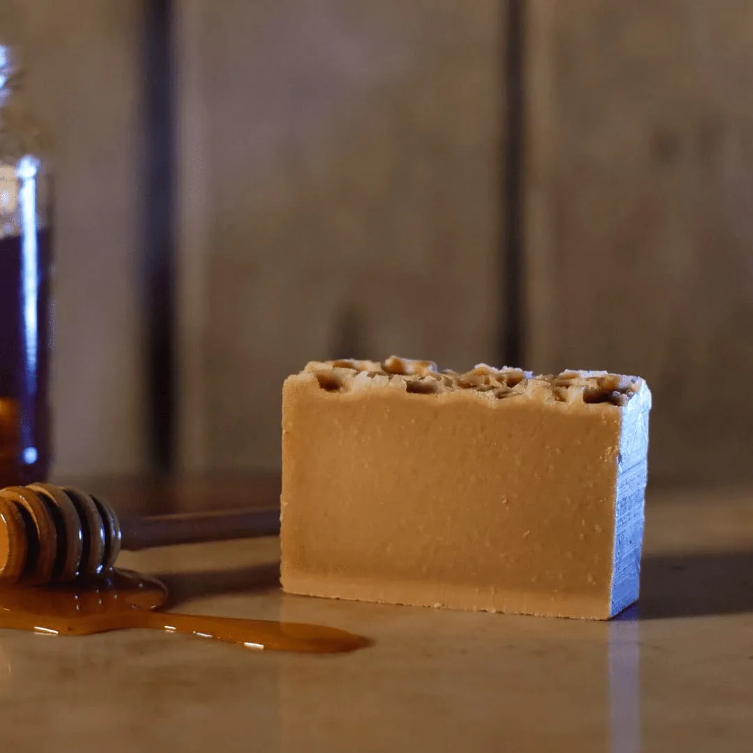 Miel artisanal — fabrication à façon cosmétiques dérivés de la ruche