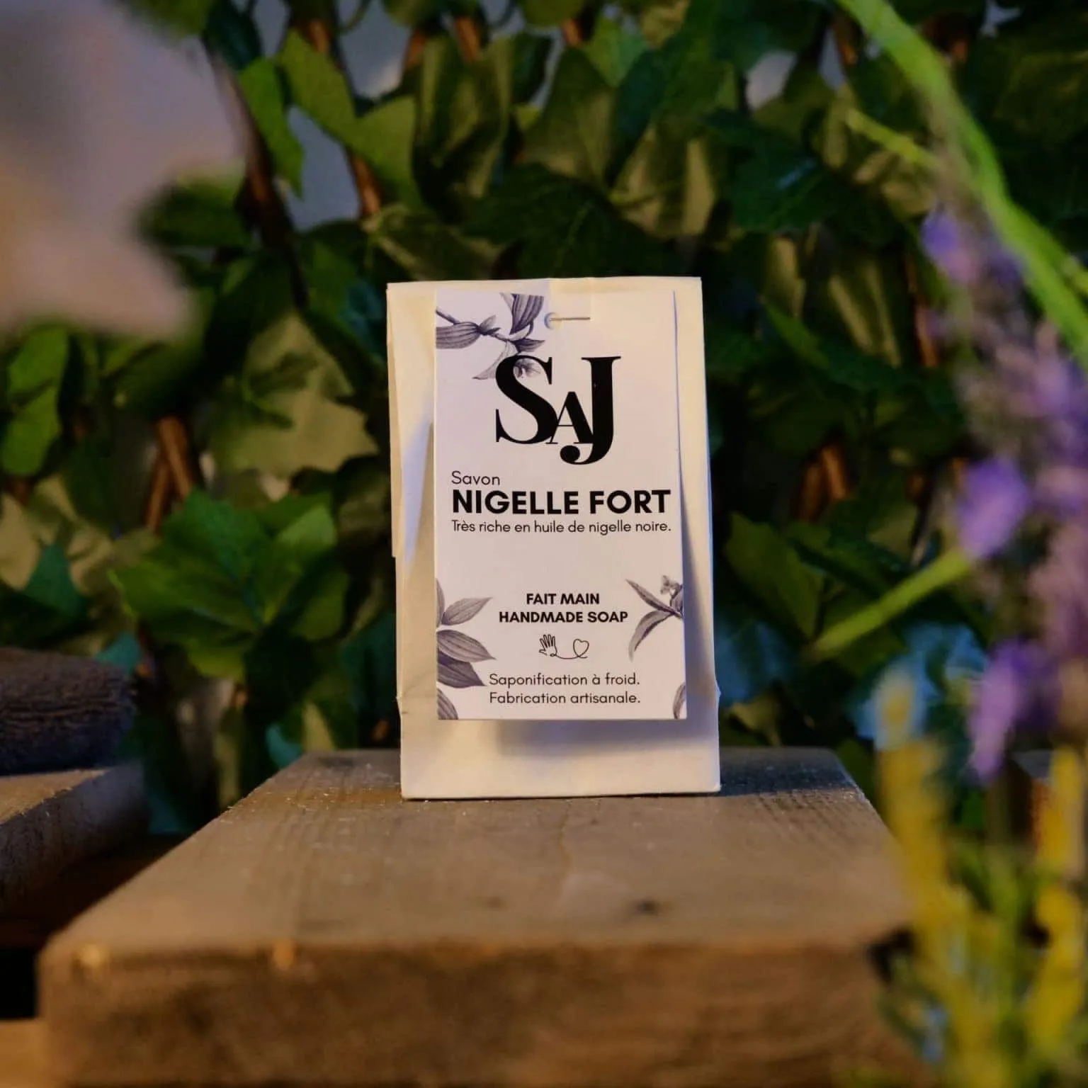 Savon saponifié à froid nigelle neutre