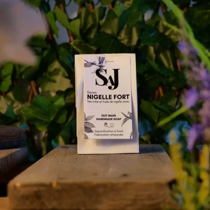 Savon saponifié à froid nigelle neutre