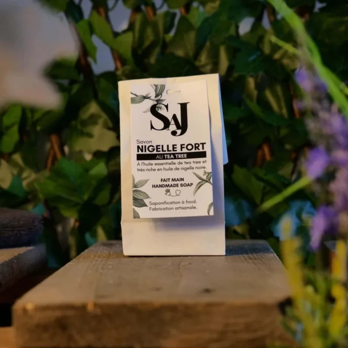 Savon saponifié à froid Nigelle tee tree