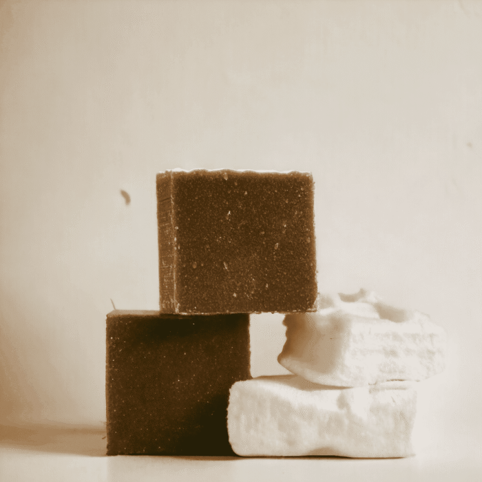 Après shampoing solide à la racine de guimauve