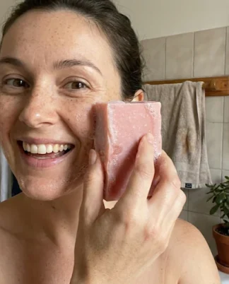 Nathalie photo savon lavandin